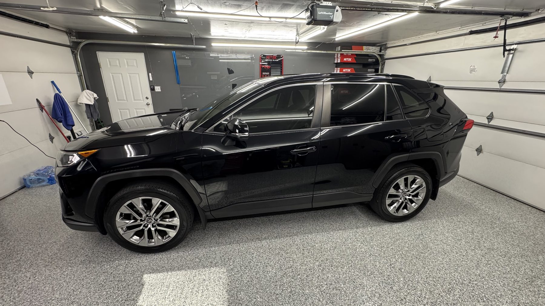 Front 2 window tinting Chicago SUV