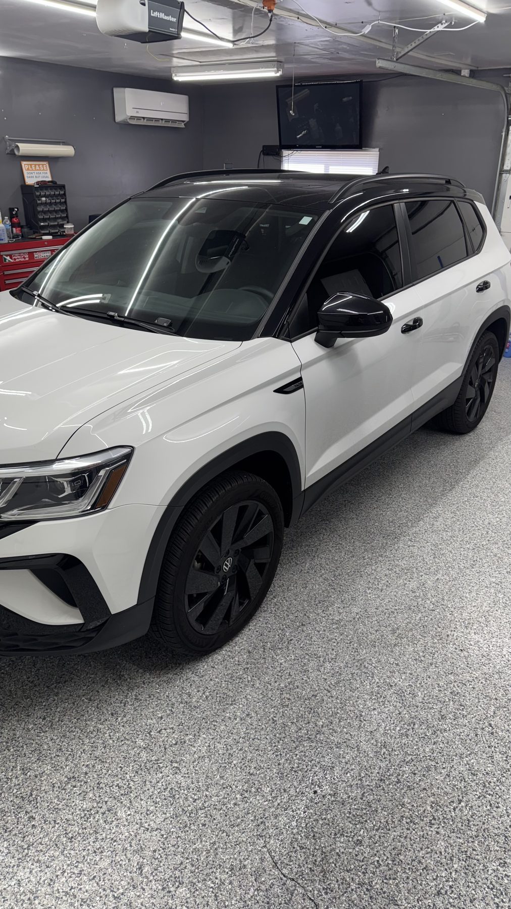 SUV window tint